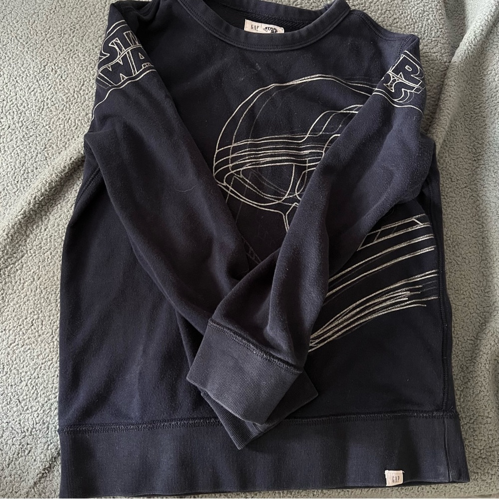 GAP Black Sweater Essential